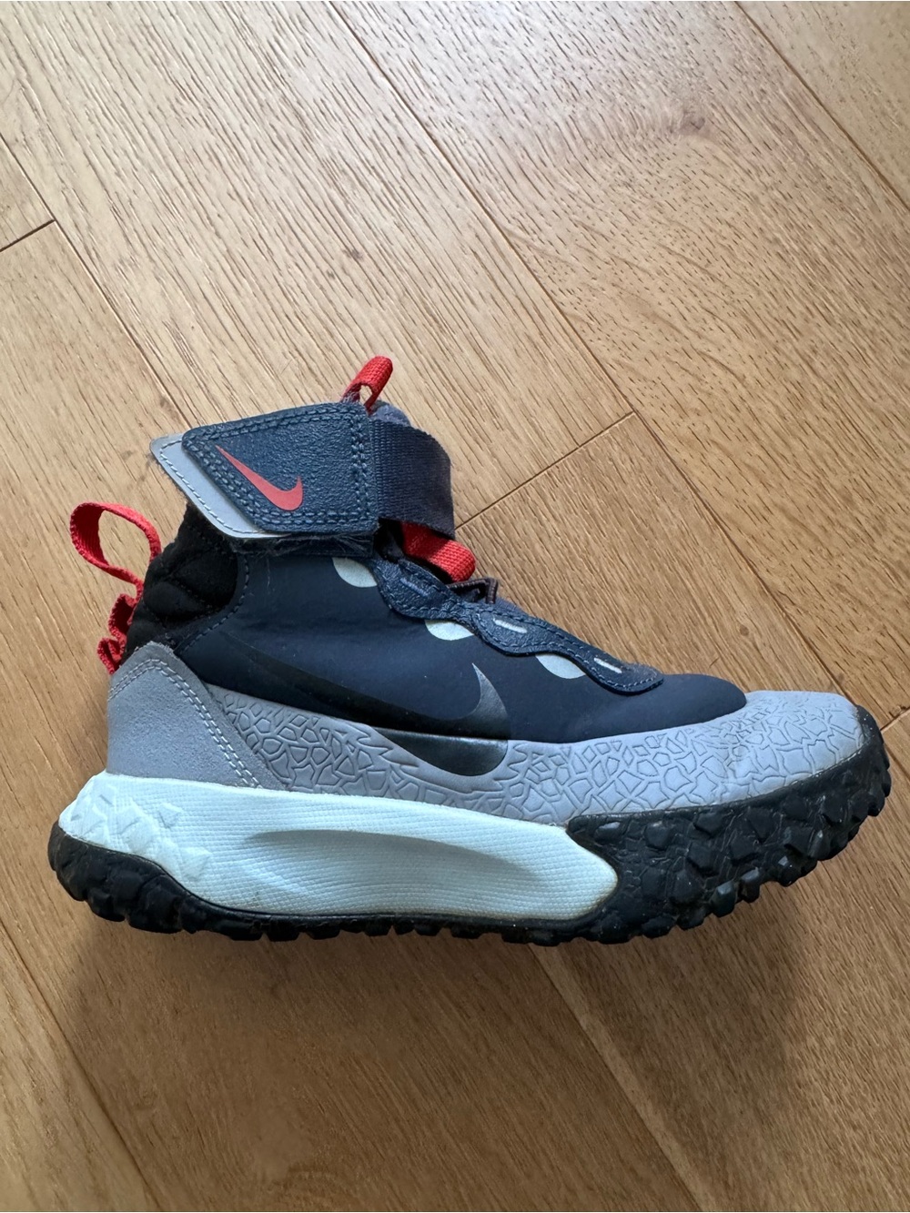 Nike Kids Terrascout Sneaker Boot